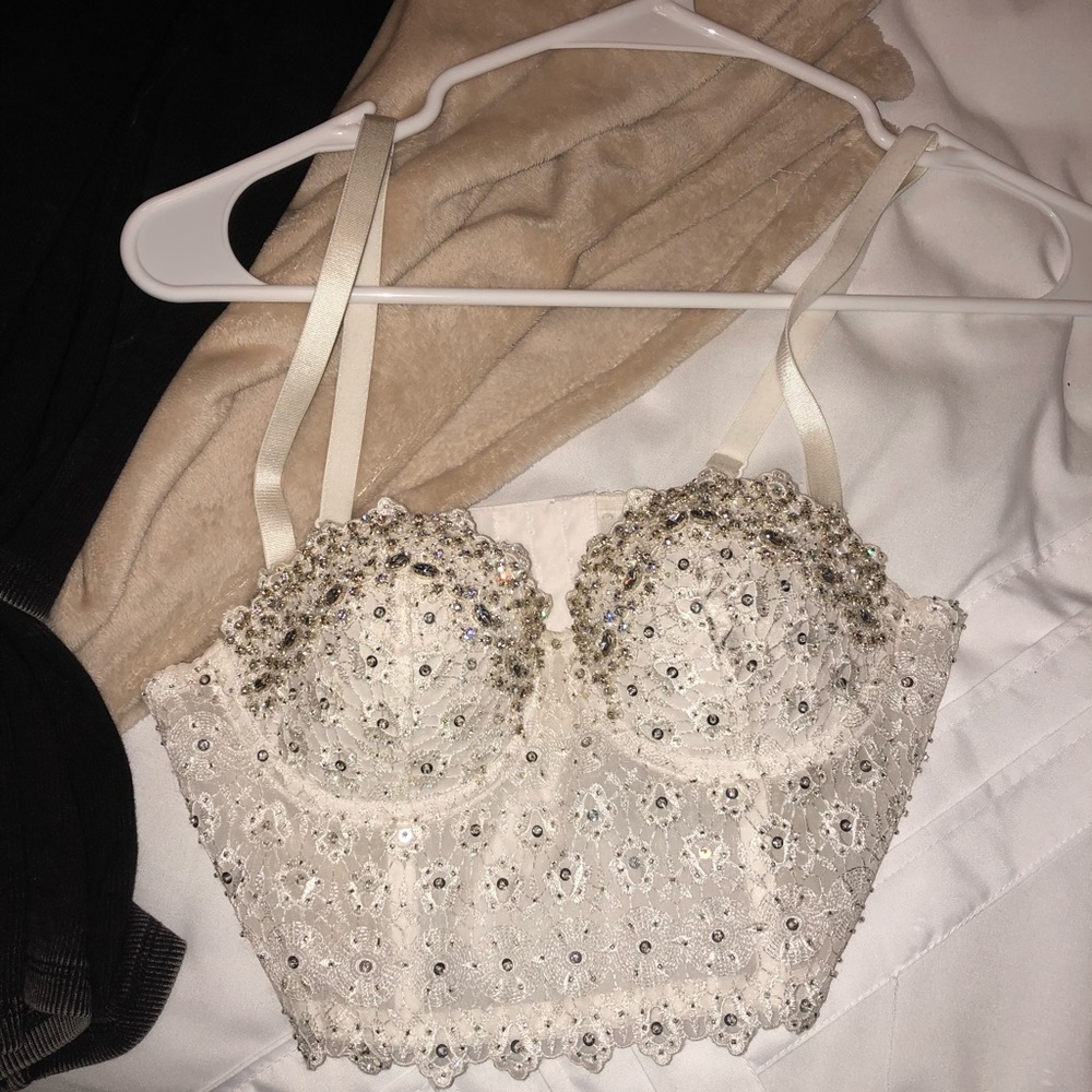 Bebe sizes xs-s. Amazing condition. $65 for all